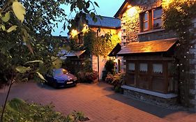 Avlon House Bed And Breakfast
